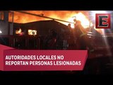 Incendio consume fábrica de muebles en Ecatepec, Edomex