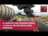 Pipa de gasolina choca contra vehículos y explota en la Cuacnopalan-Oaxaca