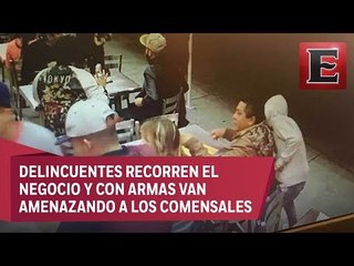 Cámaras captan asalto a taquería en Iztacalco