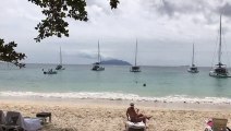 Beau Vallon is preparing for annual regatta in Seychelles! Don't miss! Come and see it at the end of September!#savoyseychelles #seychelles #islandparadise #b