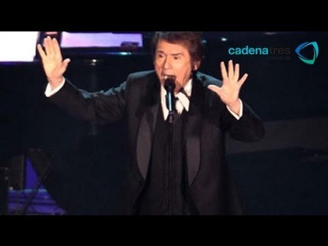 Raphael emociona a su público en el Auditorio Nacional / Raphael thrills his audience