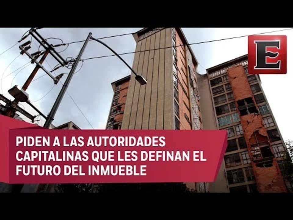 A dos meses del 19S, inquilinos del edificio de...