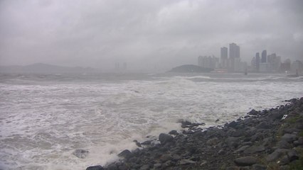 태풍 '콩레이' 통영 지나 부산·울산 통과할 듯 / YTN