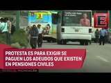 CNTE y burócratas paralizan avenidas principales de Morelia