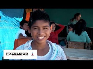 Lloró al recibir su primer pastel de cumpleaños