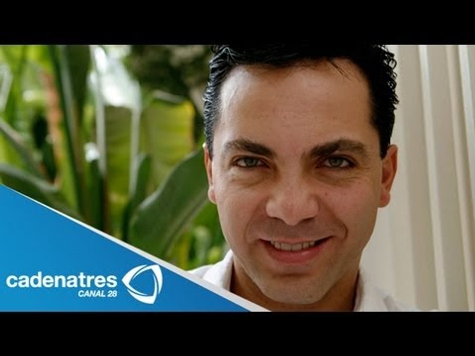 Cristian Castro tiene novia argentina desde hace un año / Cristian Castro has a girlfriend