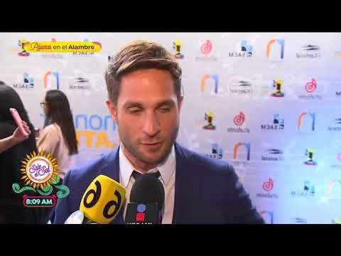 Lluvia de estrellas en alfombra roja de premios | Sale el Sol