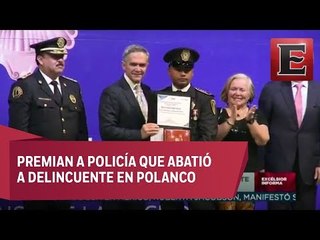 Nombran policía distinguido de 2017 al agente Luis Pérez Téllez tras frustrar asalto