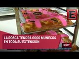 Elaboración de la Rosca de Reyes que se repartirá en el Zócalo Capitalino