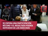 Catalanes acuden a las urnas para elegir a su Parlamento