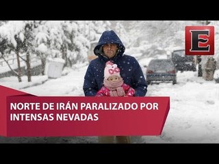 Nevadas paralizan la capital de Irán