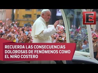 Cálida bienvenida al papa Francisco a su llegada a Trujillo, Perú