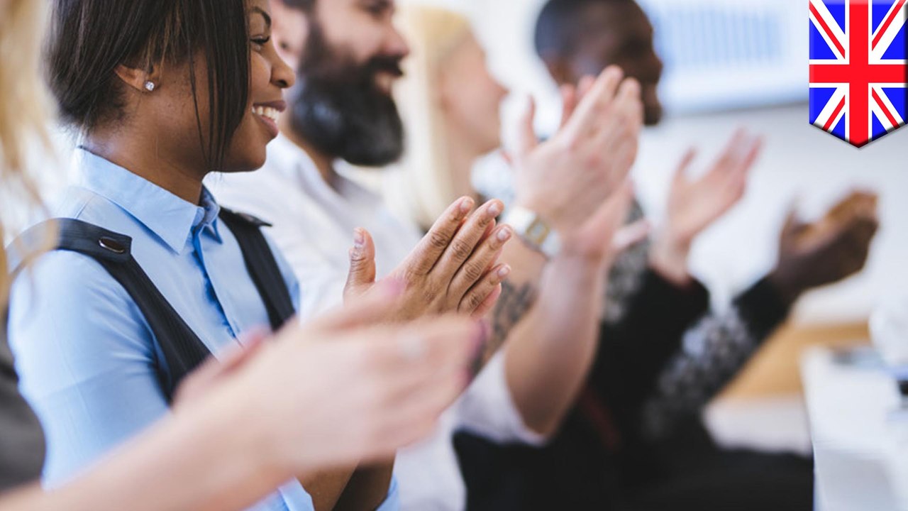 Manchester Students' Union swaps clapping for jazz hands