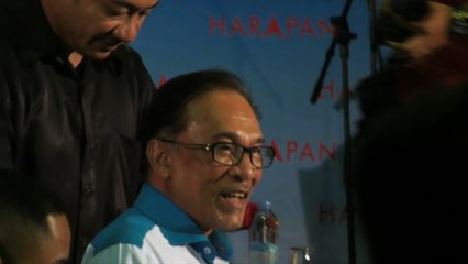 Mahathir-Anwar Mega Ceramah kicks off in PD