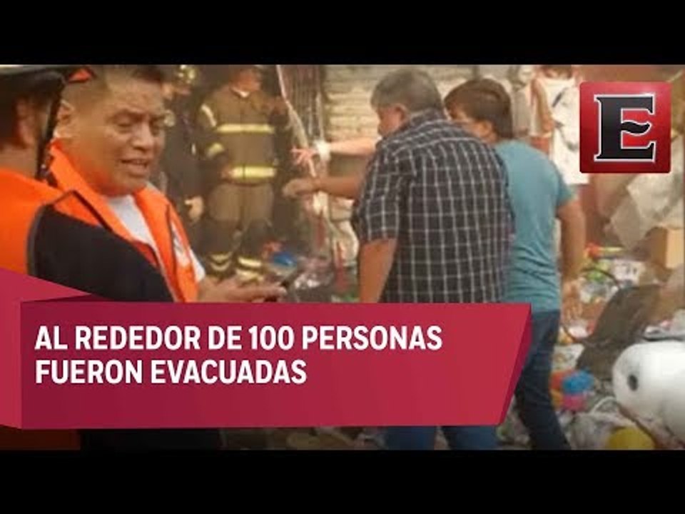 Se registra fuerte incendio en bodega del mercado de Sonora