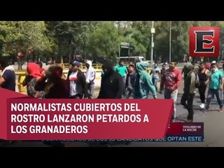 Padres de normalistas terminan protesta en Los Pinos