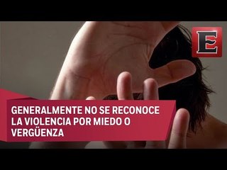 Punto y coma: Hombres golpeados