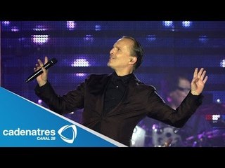 Rebeca de Alba festeja con Miguel Bose por ser el hombre del año