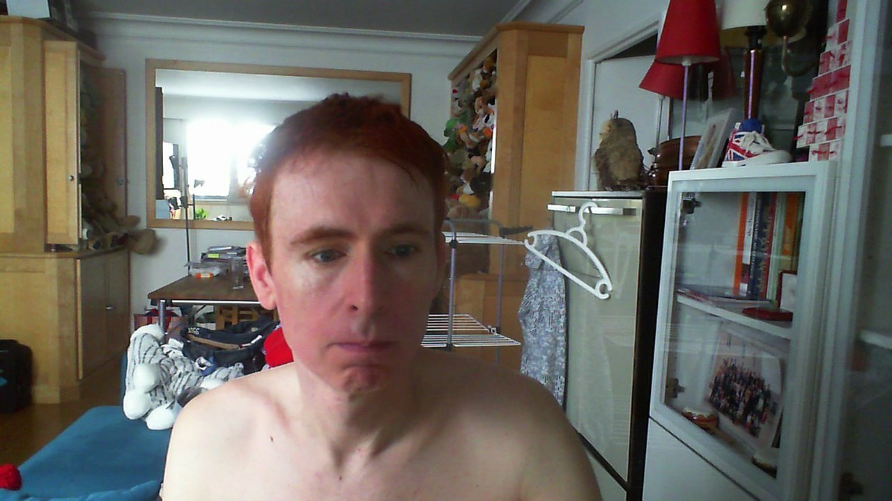 Wiwi égratigne "ville fantôme" de l'Institut & Sexion d'Assaut