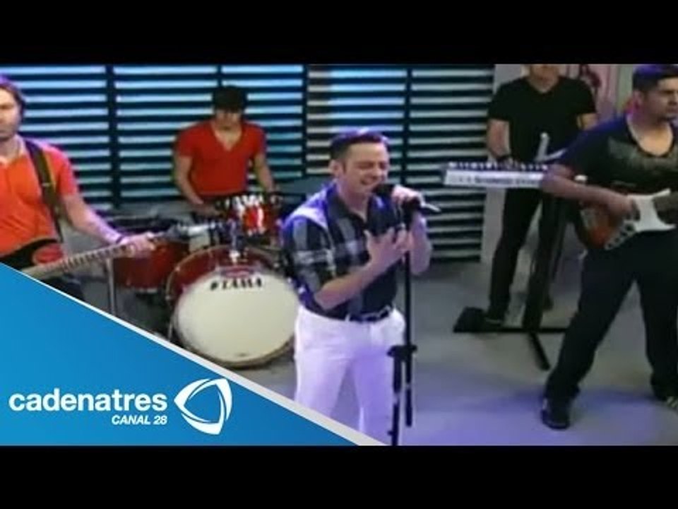 Show en vivo de Pee Wee en No lo cuentes / Live...