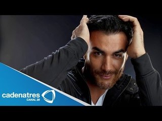 David Zepeda aburre al público con sus canciones  / David bored the audience with their songs