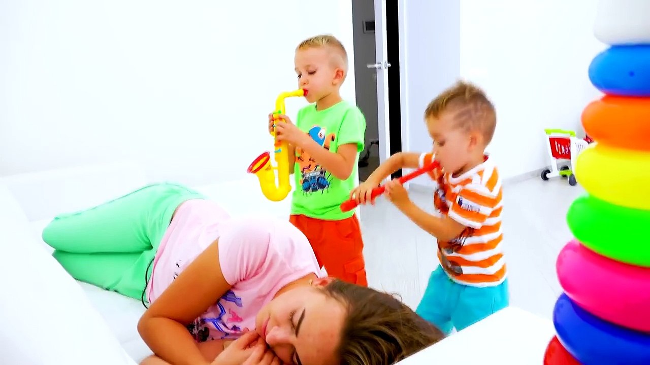 Vlad and Nikita play with Mom Compilation videos for kids