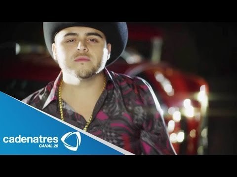 Gerardo Ortiz confiesa ser fan de las armas / Gerardo Ortiz confessed fan of weapons
