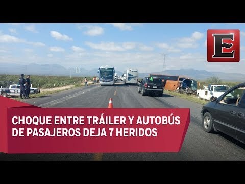 Un muerto y 7 heridos por choque entre tráiler y autobús de pasajeros