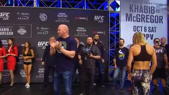 ДРАКА КОНОРА И ХАБИБА НА БИТВЕ ВЗГЛЯДОВ ПЕРЕД UFC 229! ОФИЦИАЛЬНАЯ БИТВА ВЗГЛЯДОВ НА РУССКОМ!