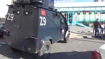 İstanbul- Sultangazi'de Pompalı Tüfekli Market Soygunu Kamerada