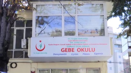 Anne Adayları İki Yaş Sonrasına Kadar "Emzirmeye" Teşvik Ediliyor