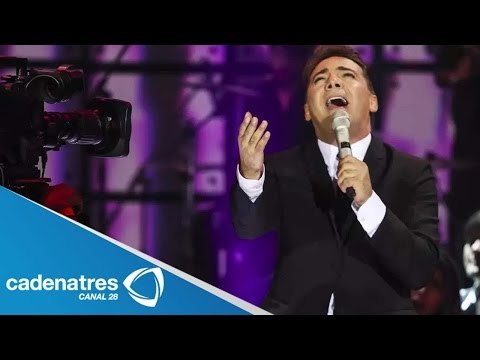 Cristián Castro enloquece a sus fans potosinas / Cristián Castro wows his fans potosinas