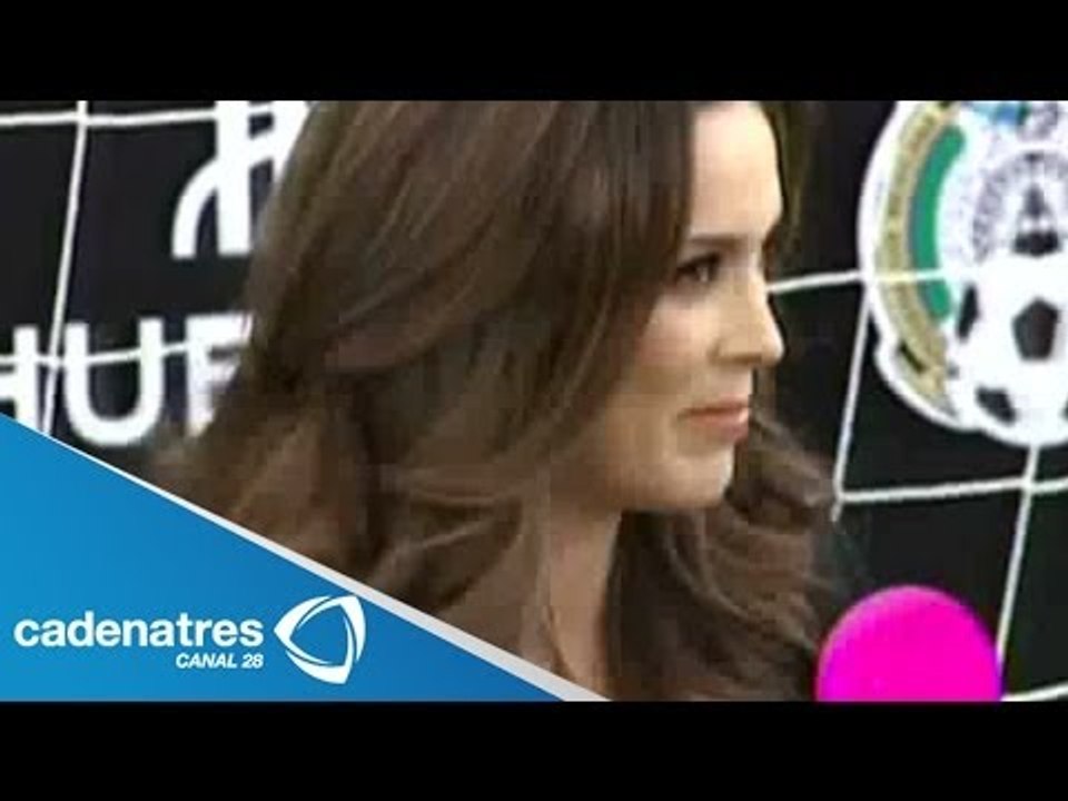 Jacqueline Bracamontes no quiere que sus hijas sean pilotos de autos