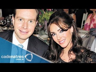 Anahí recibe anillo de compromiso / Anahí receives engagement ring