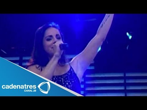 Show en vivo de Lolita Cortés en No lo Cuentes / Live show of Lolita Cortés in No lo Cuentes