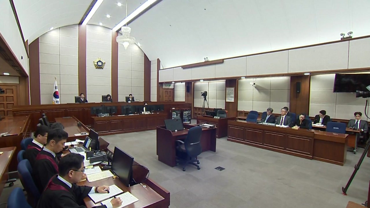 "다스 실소유자는 MB"...측근 진술 결정적 / YTN