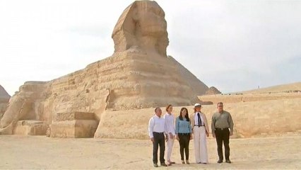 شاهد: ميلانيا ترامب تزور الأهرامات