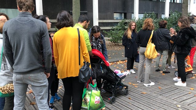 Carton pour la grande braderie de livres