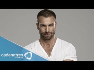Video: Rafael Amaya dedica canción tras ruptura con Angélica Celaya