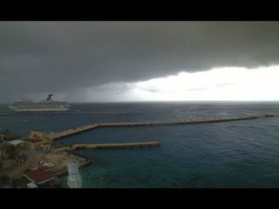 Tormenta Franklin en playas mexicanas | Noticias con Francisco Zea