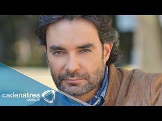 Mauricio Islas esta orgulloso de su edad y carrera artística