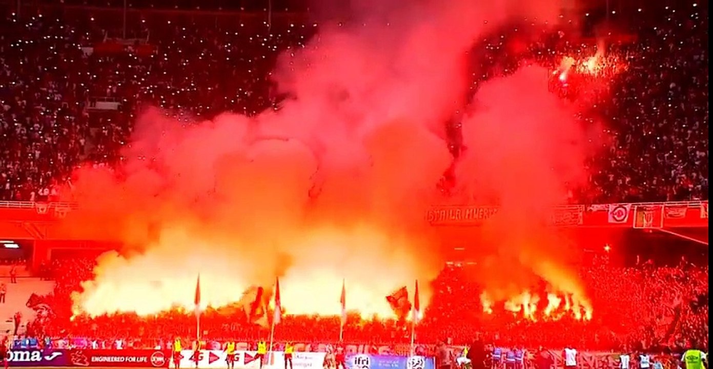 Craquage des supporters du Mouloudia vs USM Alger