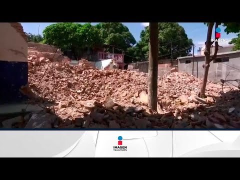 Miles de personas siguen durmiendo en pequeños campamentos en Juchitán | Noticias con Ciro