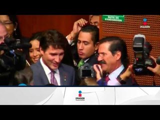 Justin Trudeau provocó sensación entre las reporteras | Qué Importa