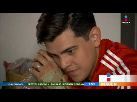 Alguien dele un premio a este joven en silla de ruedas, héroe del sismo | Noticias con Zea