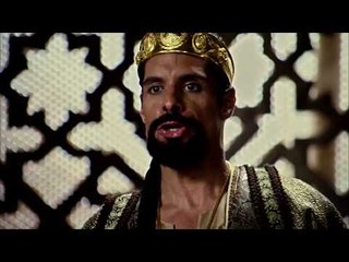 En Moisés y los Diez Mandamientos comienza la batalla por llegar a tierra santa.