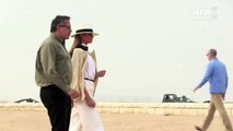 Melania visita pirâmides