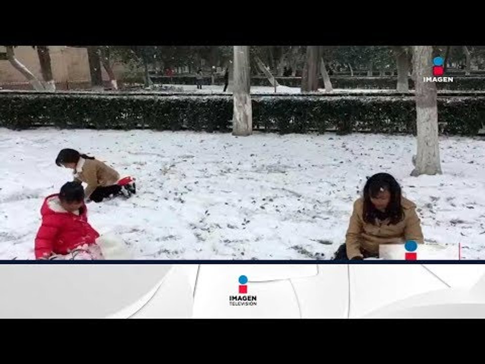 Está nevando en el norte de México, y la gente está fascinada | Noticias con Ciro Gómez Leyva