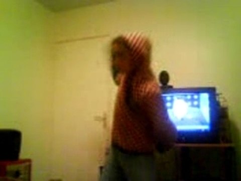 Moi en mode tecktonik