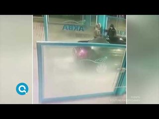 Hombre le avienta agua helada a su mujer para dejar de discutir | Qué Importa